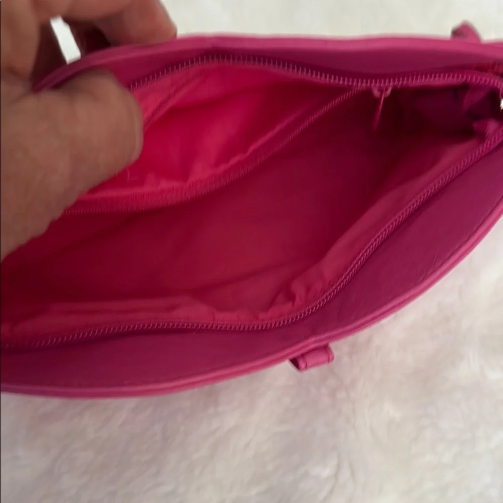 Bold Pink Clutch Wristlet with Structured Design - Picture 5 of 10